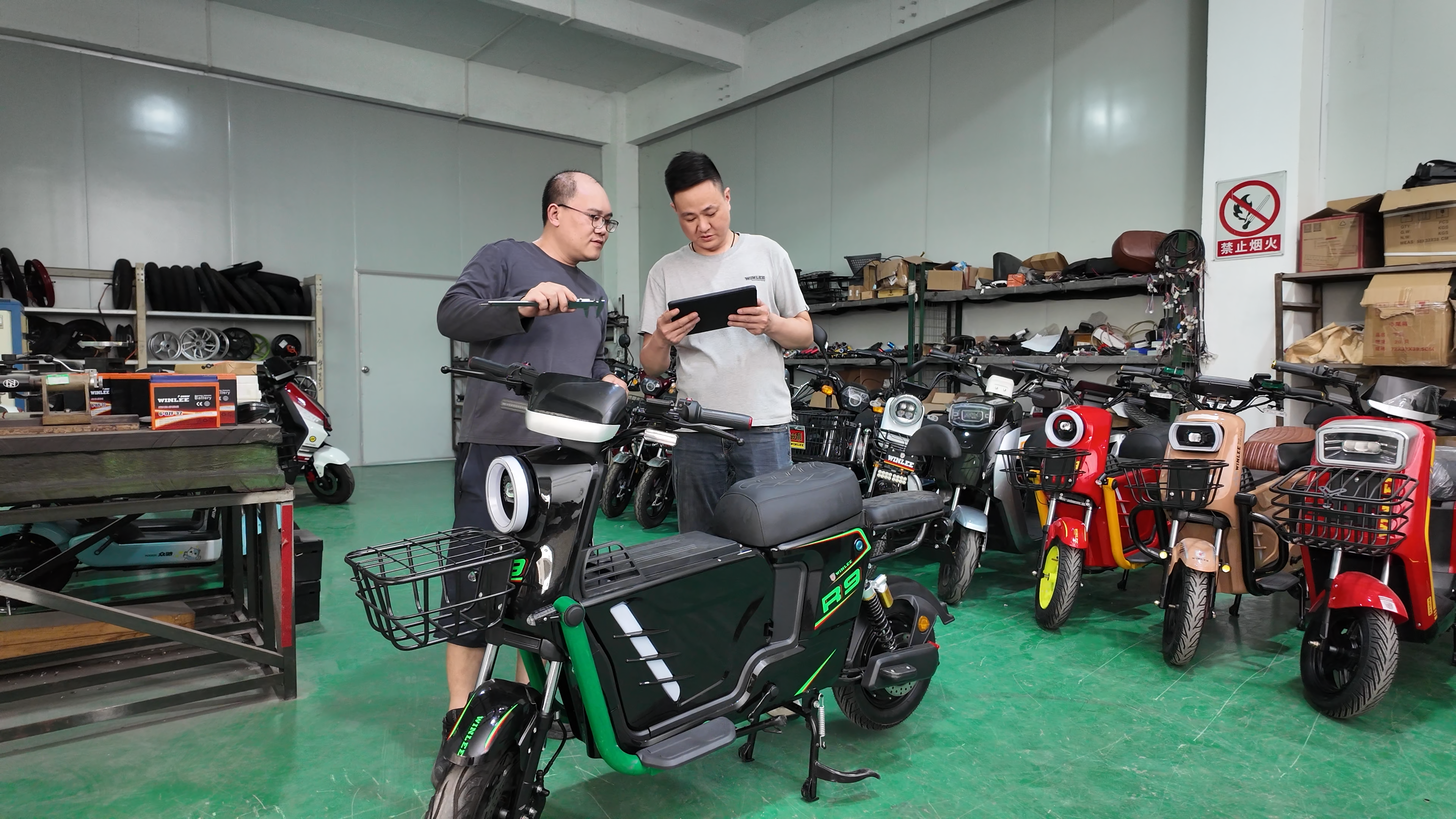 建立电动车生态链基础