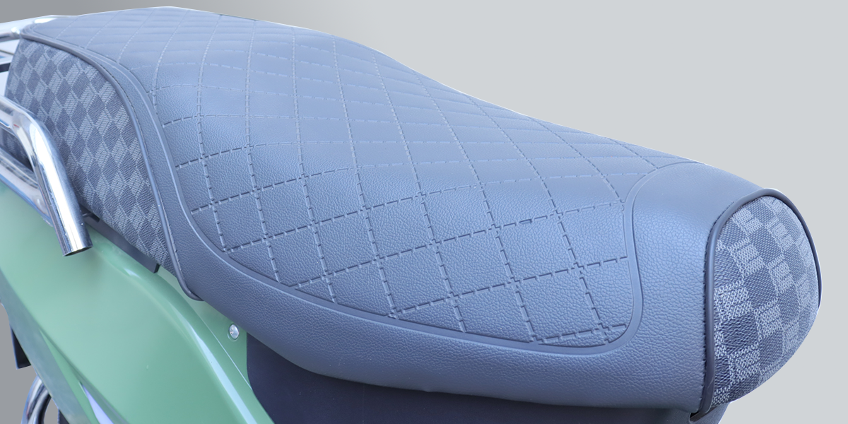 Comfort-Focused Quilted Saddle