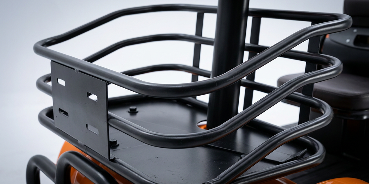 Large-Capacity Front Storage Basket
