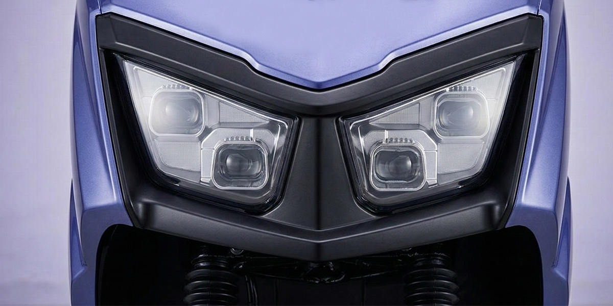 Dual-Lens Signature Headlight