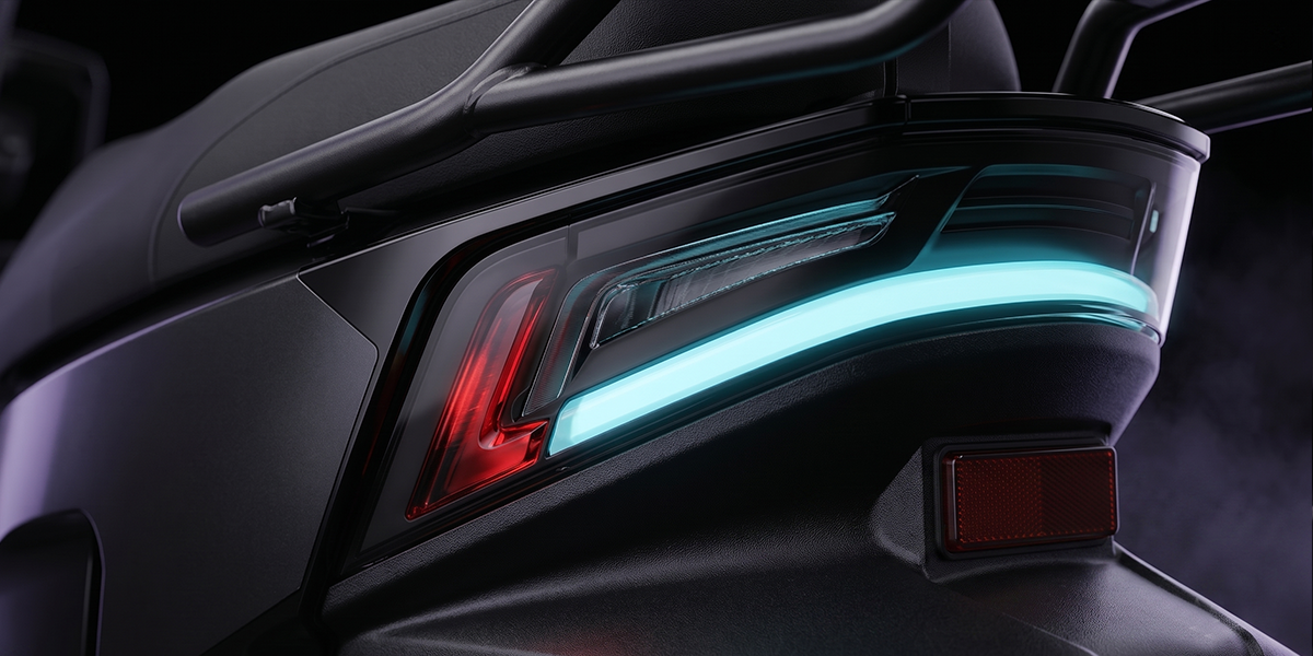  Full-Width Safety Taillight